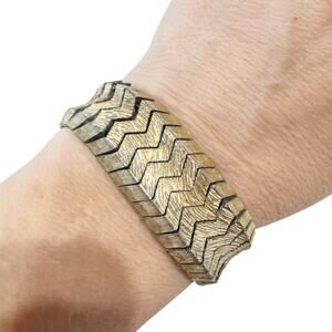 Vintage Gold Tone Metal Herringbone Chevon Link Bracelet
